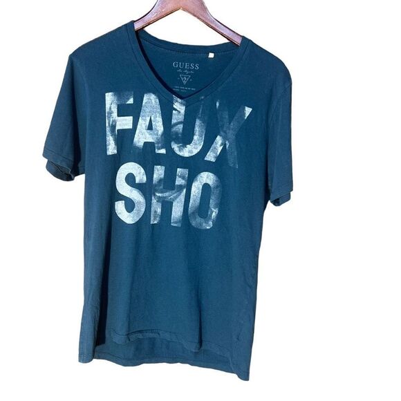 Guess Men's Faux Sho Print Short Sleeve Shirt Size 36 - Picture 1 of 8